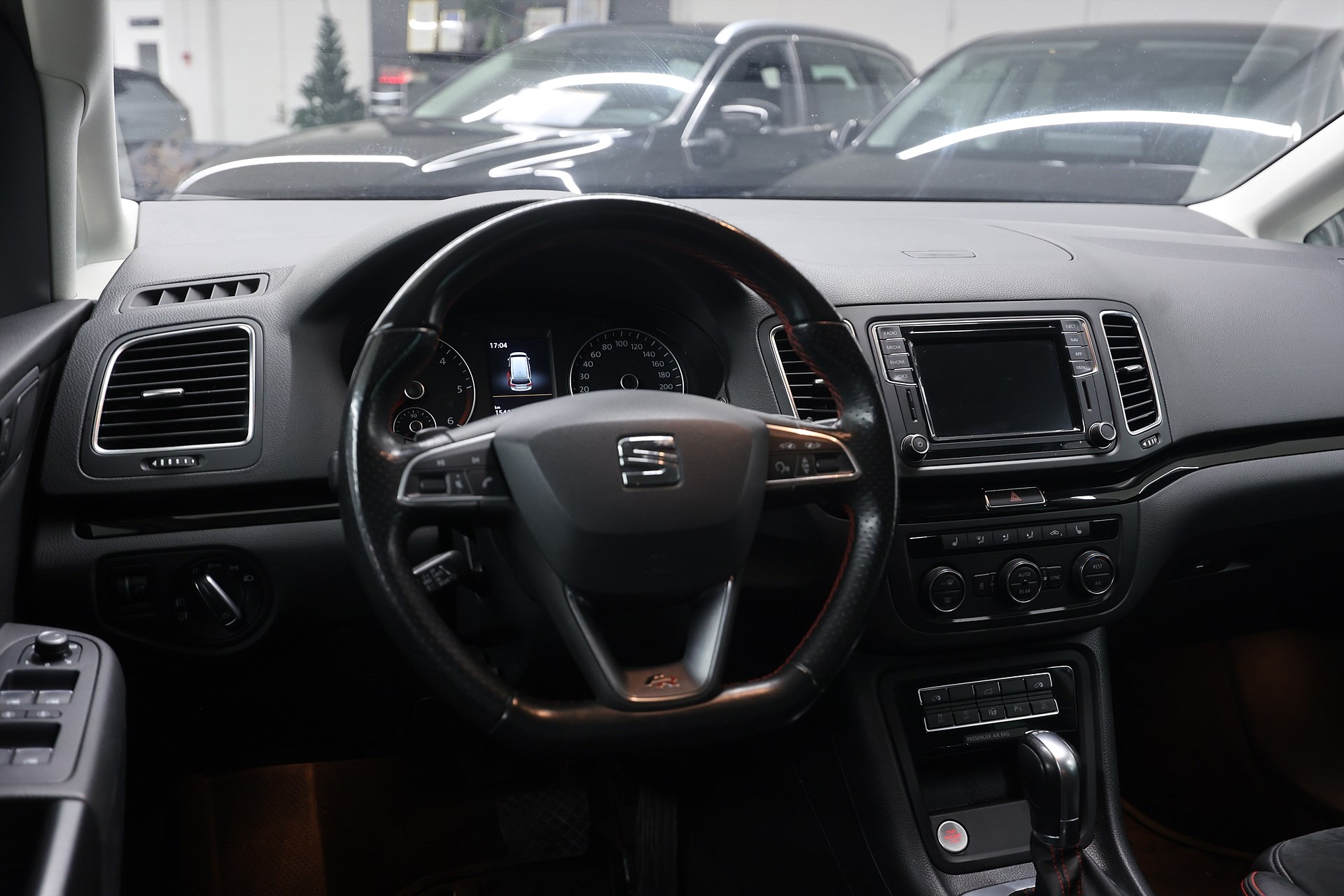 SEAT Alhambra 2.0 TDI 4Drive 184hk FR-Line Navi Drag Värmare