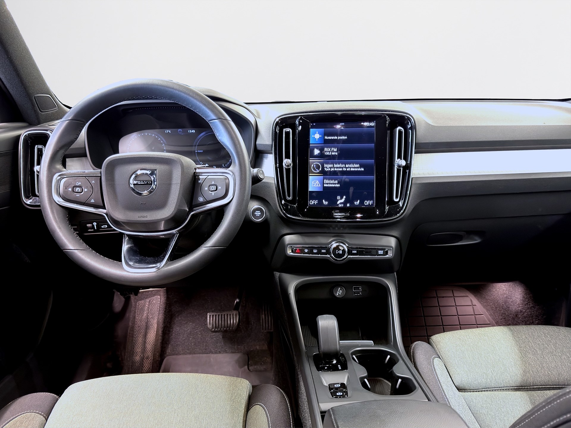 Volvo XC40 Recharge T4 211hk Core Bright B-Kamera Keyless Navi