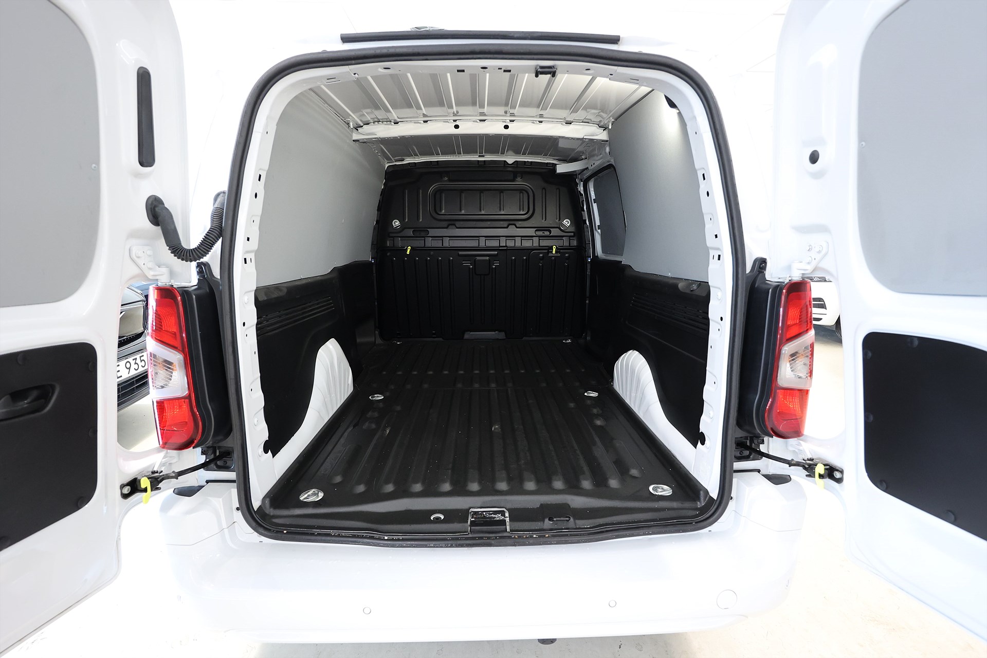 Citroën Berlingo 1.5 BlueHDi 130hk L2 Business 360 Värmare B-kamera