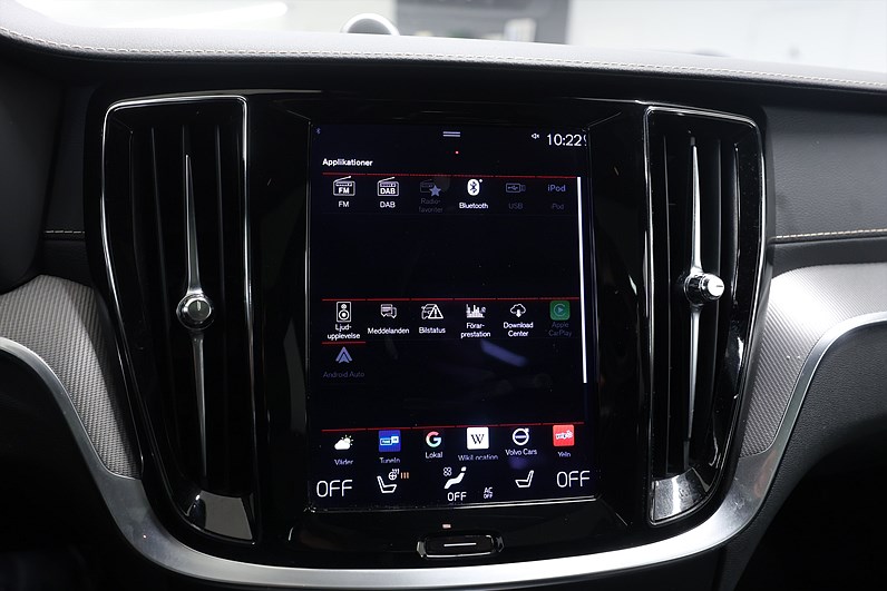 Volvo V60 Recharge T8 AWD 456hk R-Design B&W HUD Pano