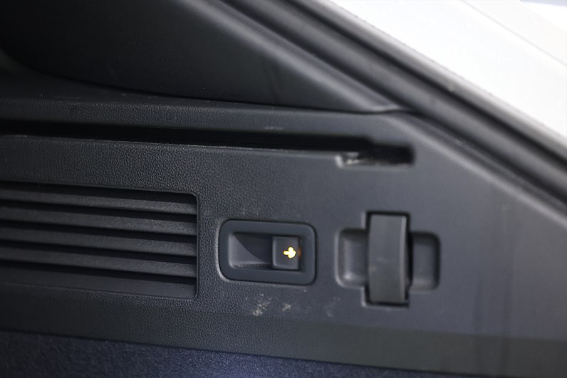 Volkswagen Arteon SB eHybrid 218hk *Hjulkampanj!* R-Line Drag