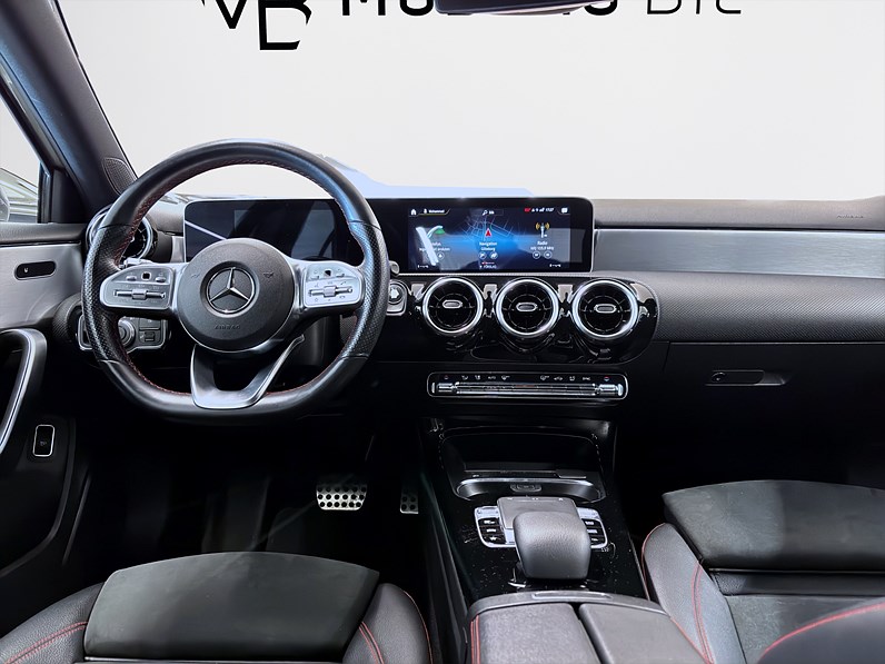 Mercedes-Benz A 180 d Sedan 116hk AMG Line B-kamera Navi