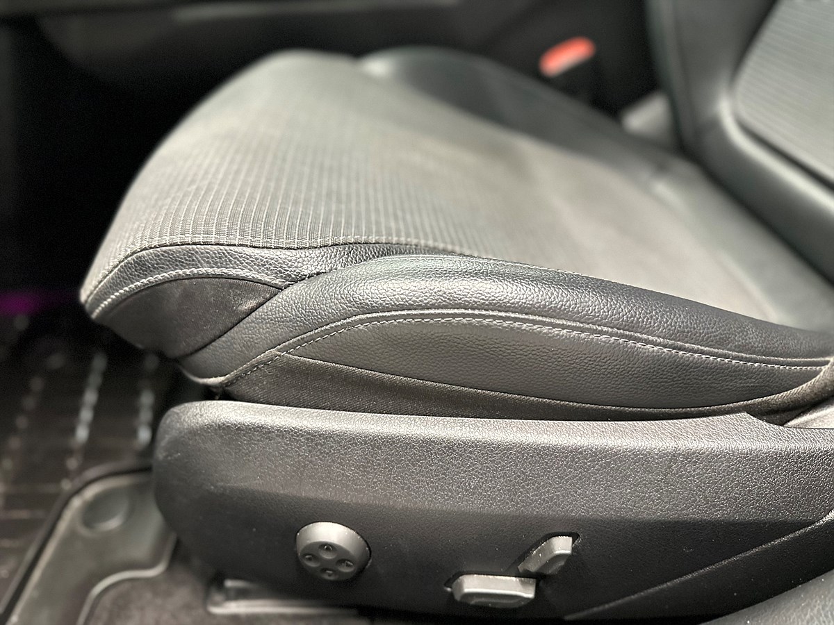 Mercedes-Benz C200 – bild 15