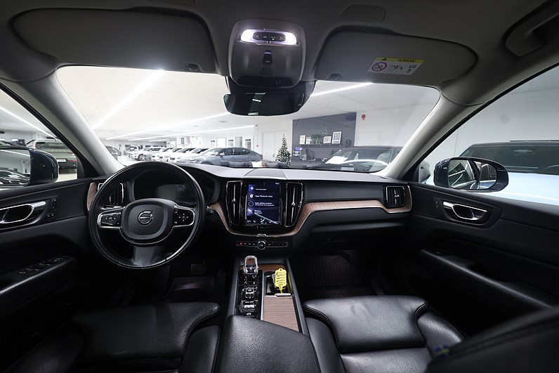 Volvo XC60 Recharge T8 AWD *Hjulkampanj!* Inscription HUD Pano 360