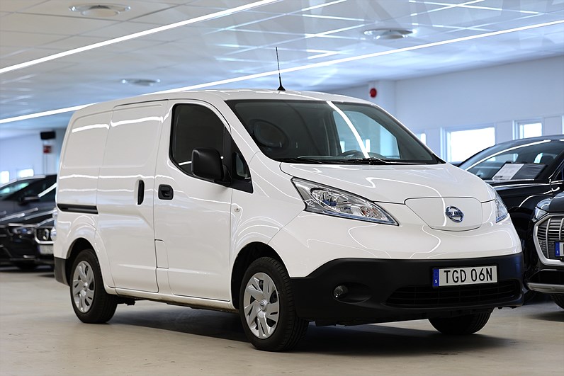 Nissan e-NV200 Van 40 kWh 109hk Värmare Drag V-Inrett B-Kamera