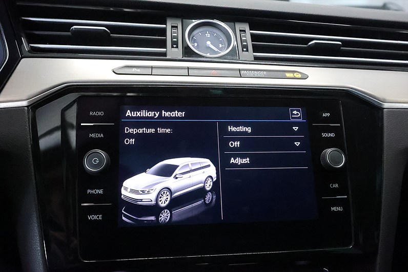 Volkswagen Passat SC 2.0 TDI 4M 190hk R Line Executive Nappa