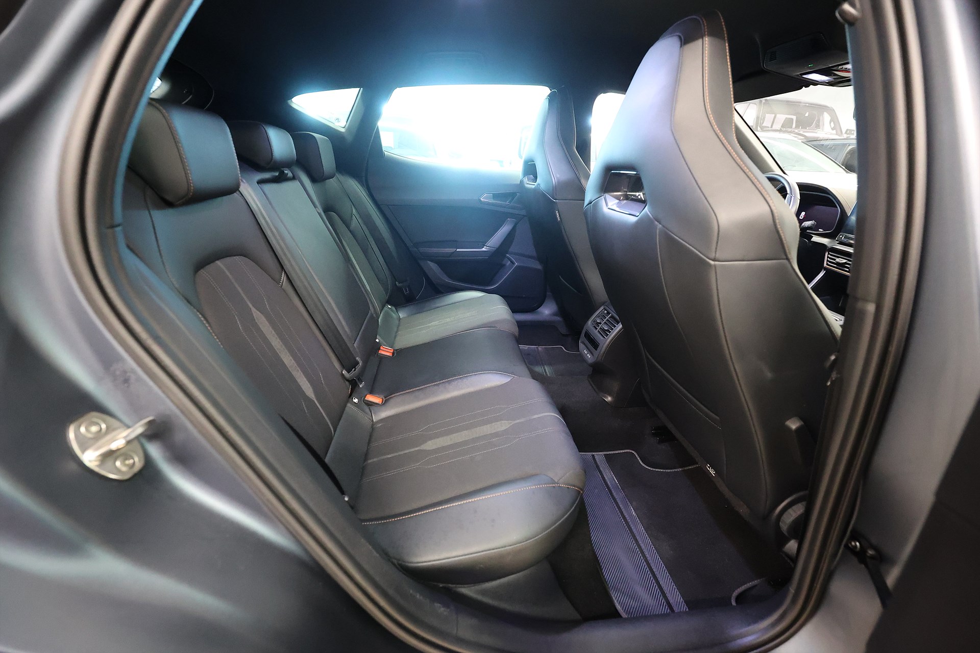 CUPRA Formentor VZ 2.0 TSI 4Drive 310hk Beats Keyless Navi B-Kamera