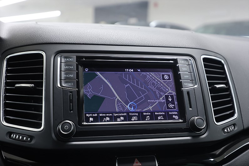 SEAT Alhambra 2.0 TDI 4Drive 184hk FR-Line Navi Drag Värmare