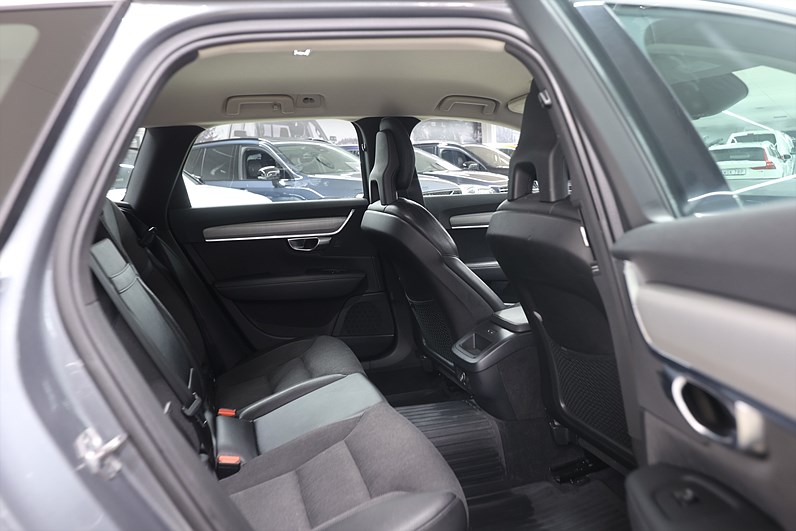 Volvo V90 D4 190hk Advanced Edt Drag Keyless VOC