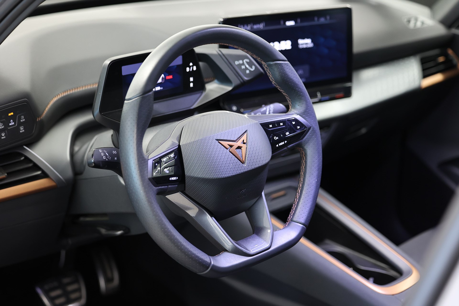 Cupra Born 58 204hk 578km räckvidd Värmare Carplay PDC MOMS