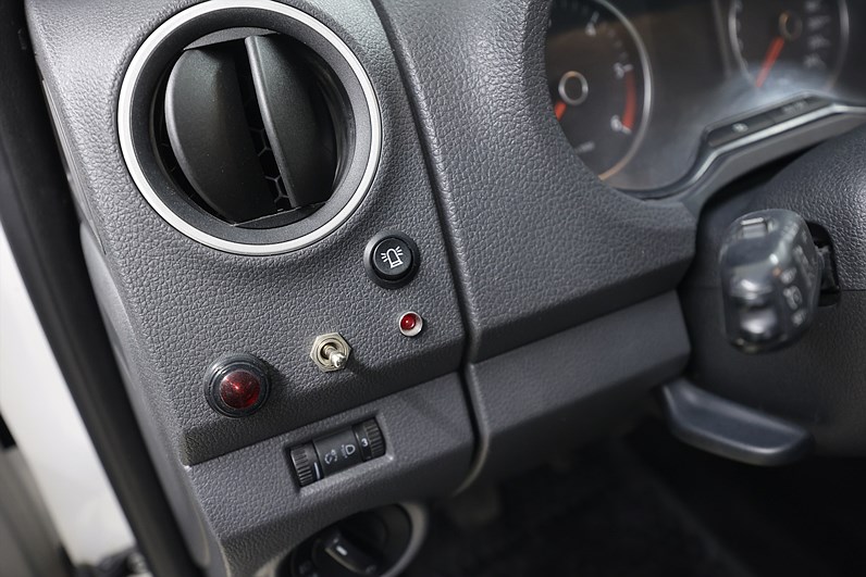 Volkswagen Amarok 2.0 BiTDI 4M 163hk Highline Drag MOMS