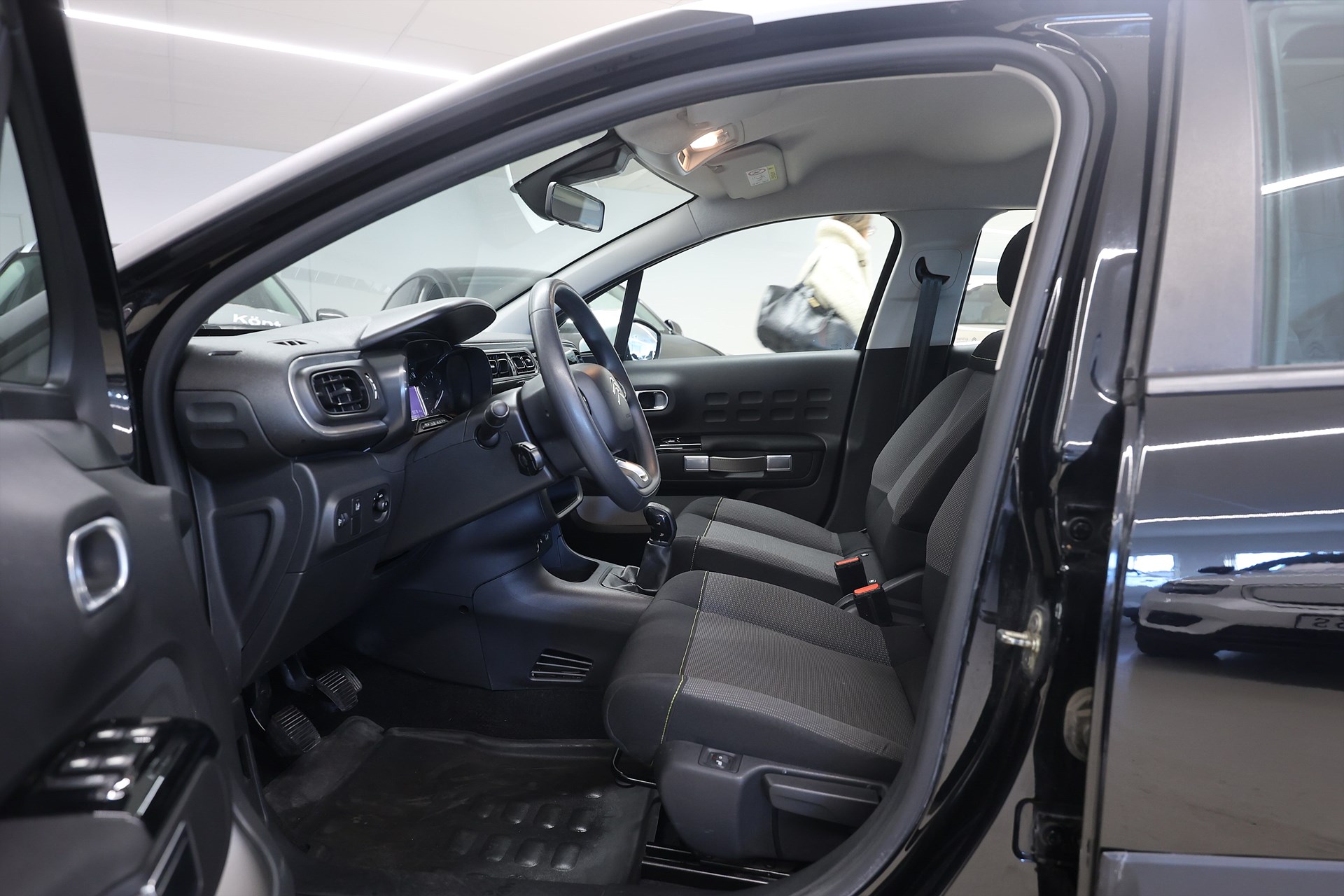 Citroën C3 1.2 PureTech 82hk FEEL PDC Carplay