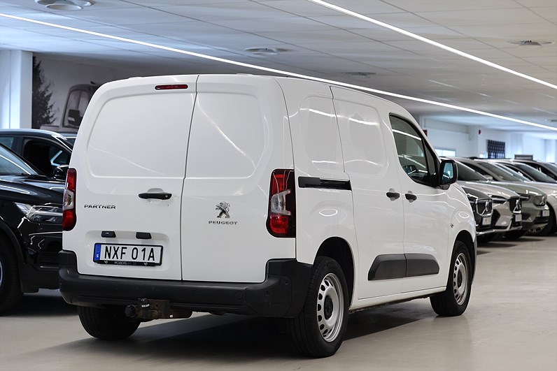 Peugeot Partner 1.5 L2 102hk V-inrett Värmare Drag MOMS
