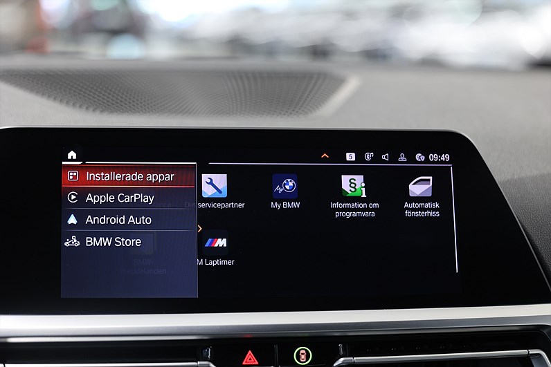 BMW 420i Coupé 184hk M Sport Alcantara B-kamera Rattvärme Carplay
