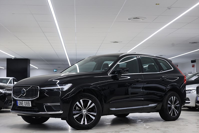 Volvo XC60 Recharge T6 AWD 350hk *Hjulkampanj!* Core Läder