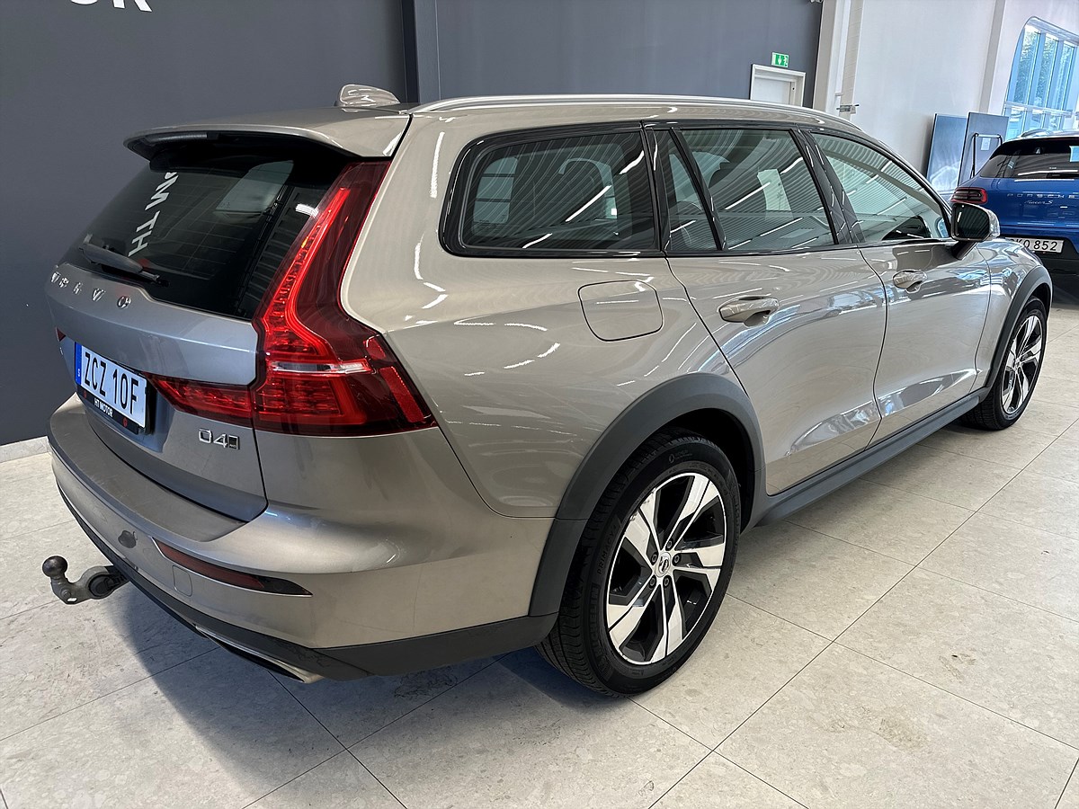 Volvo V60 Cross Country – bild 8