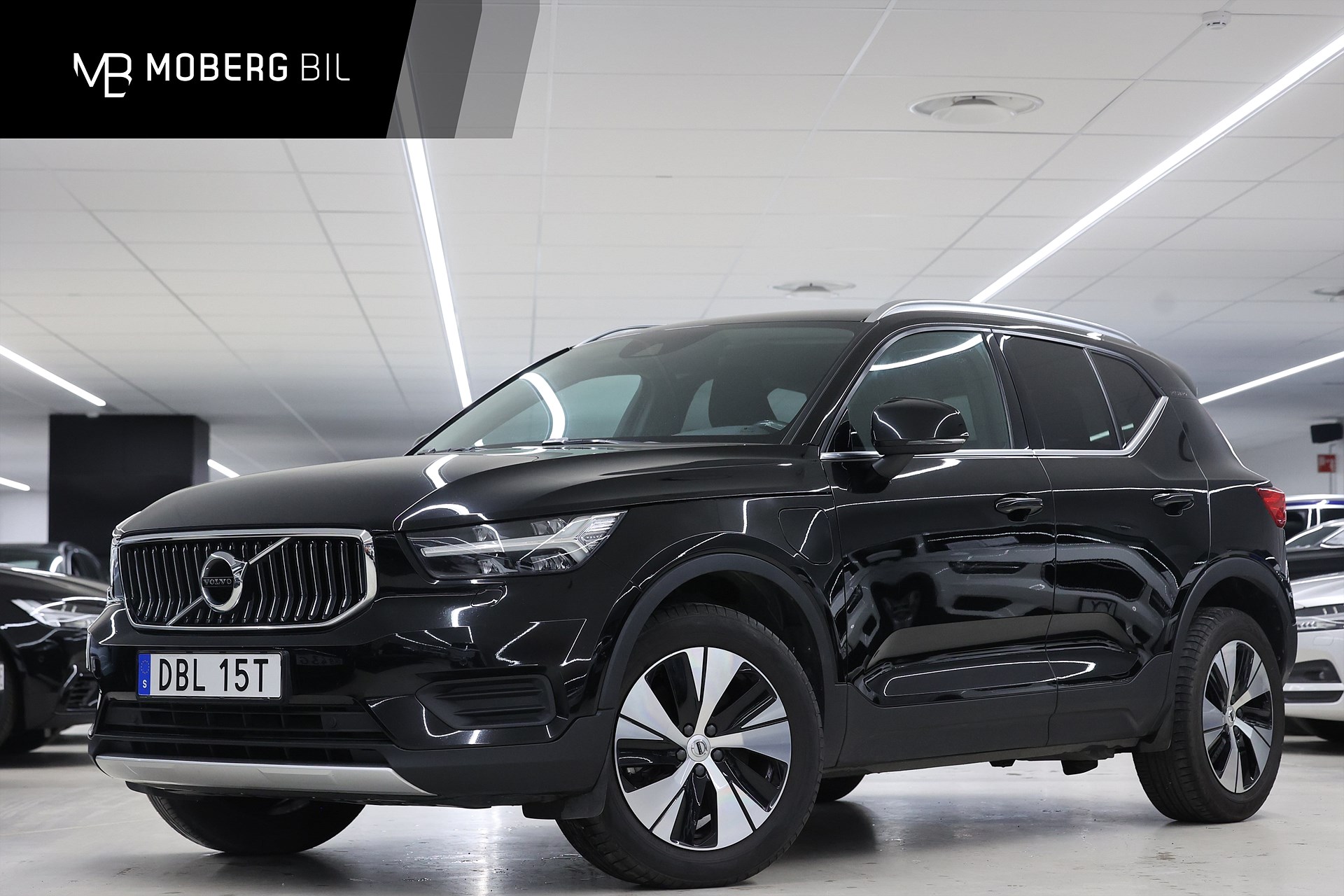 Volvo XC40 T4 Recharge 211hk *Hjulkampanj!* Momentum Värmare