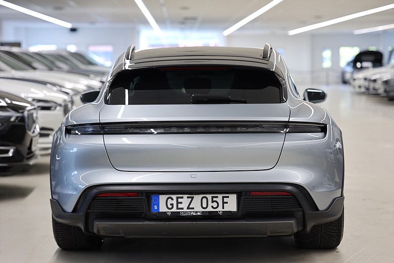 Porsche Taycan 4 Cross Turismo OffroadDesign Pano HUD BOSE 21