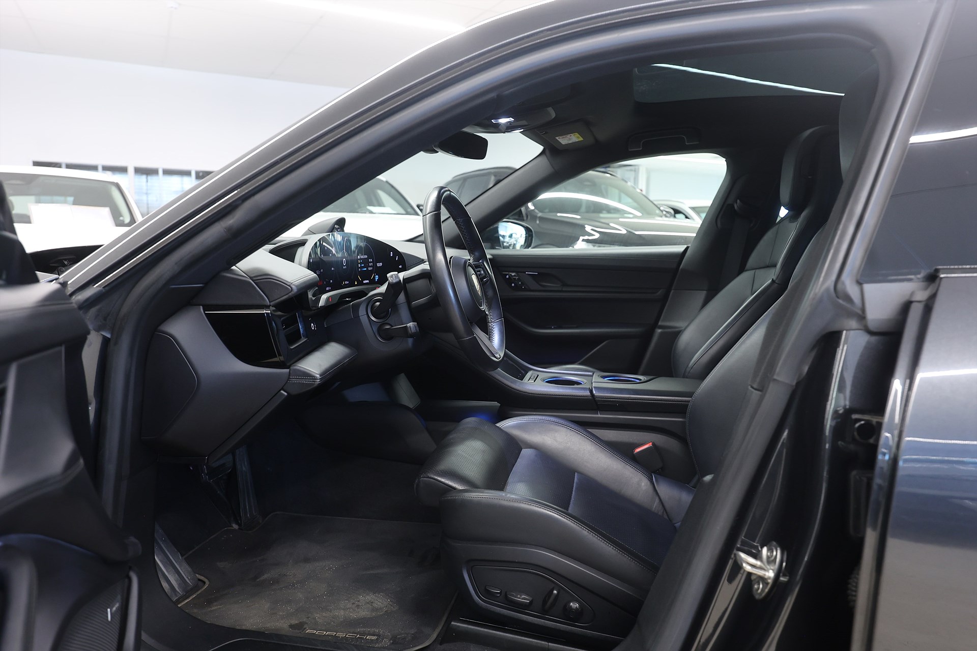 Porsche Taycan 4S Performance 571hk Chrono BOSE Pano