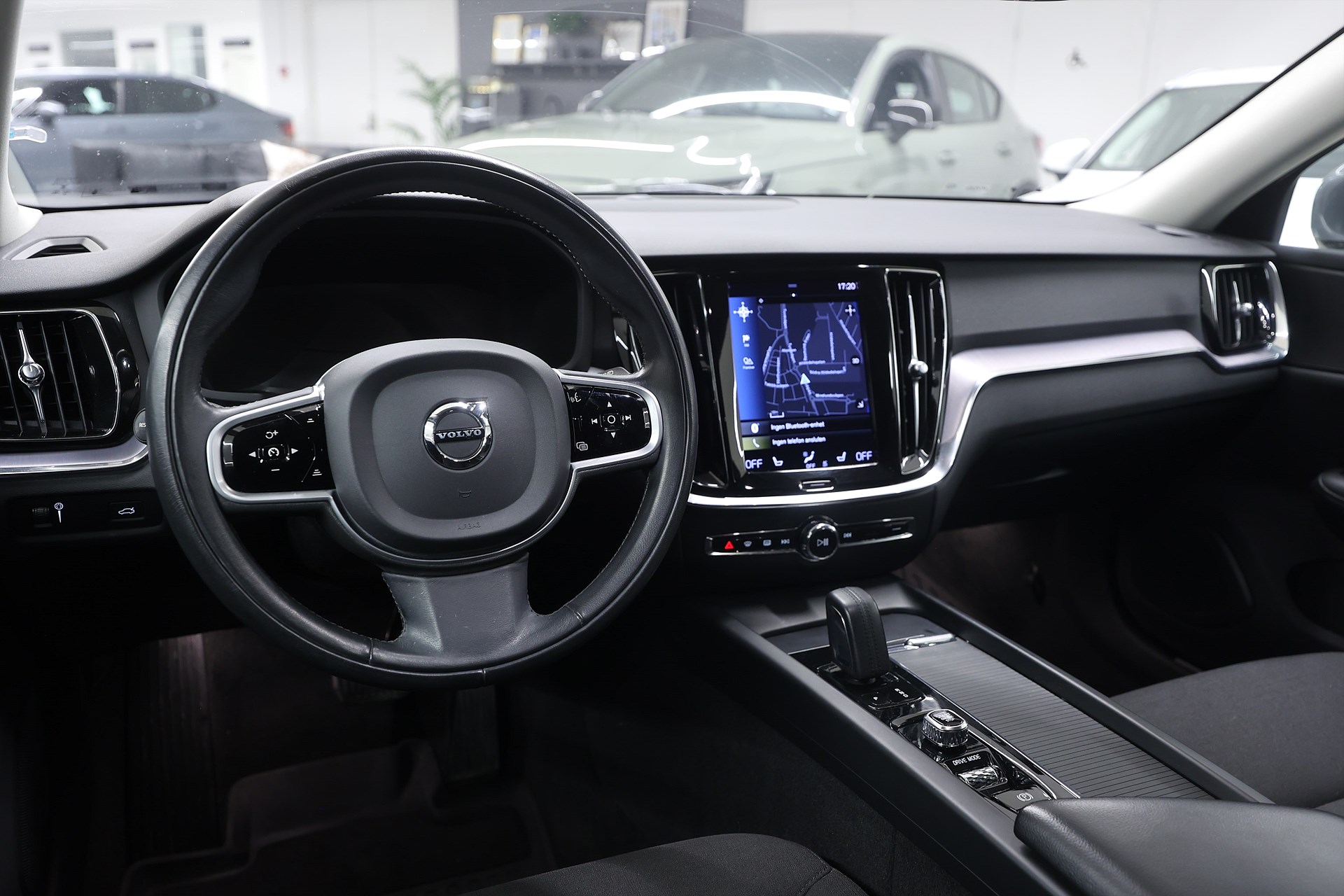 Volvo V60 B4 197hk Momentum Värmare Navi B-kamera