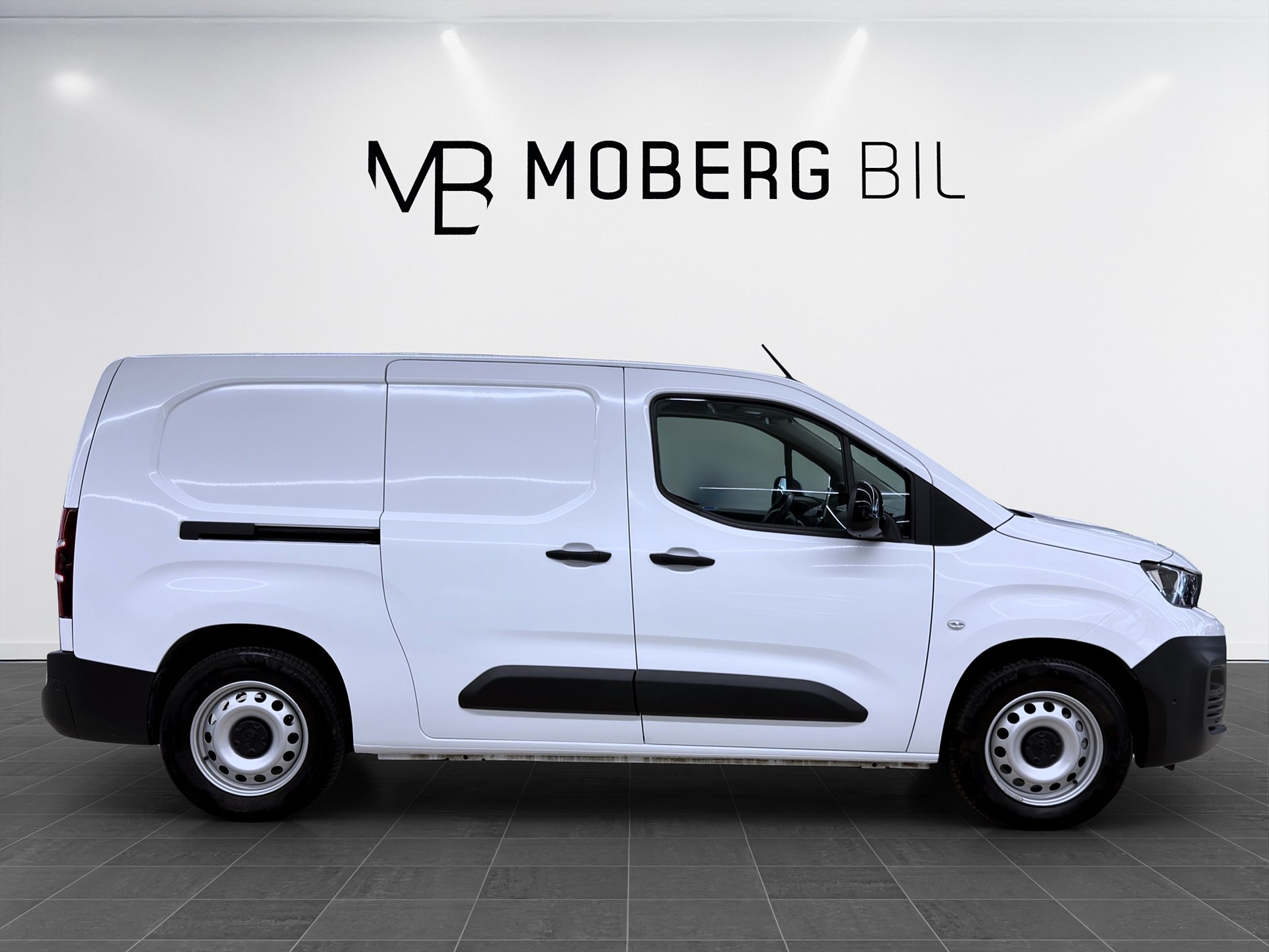 Peugeot e-Partner L2 136hk Drag V-inrett CarPlay Värmare
