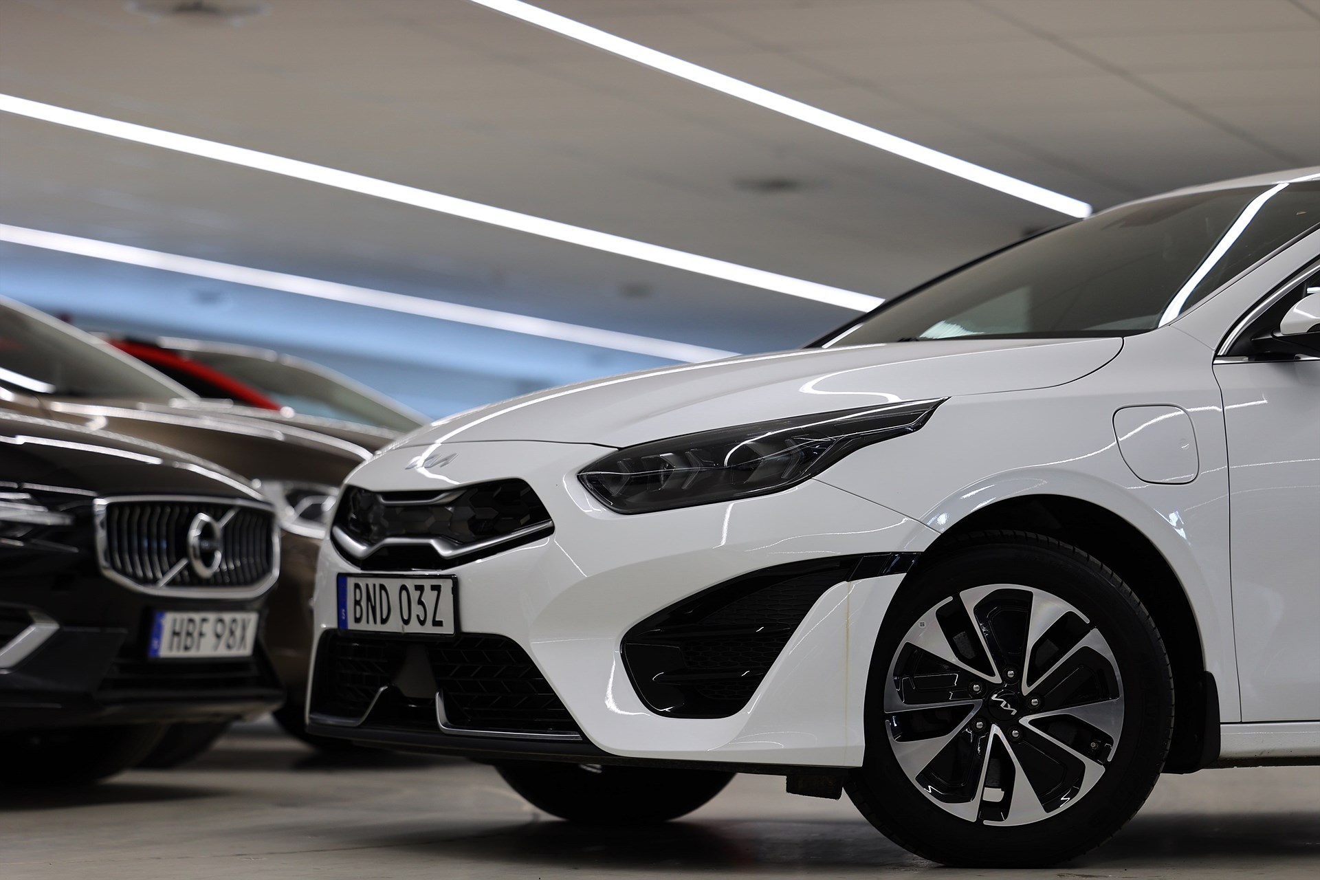 Kia Ceed SW Plug-in 141hk Advance B-kamera Keyless CarPlay