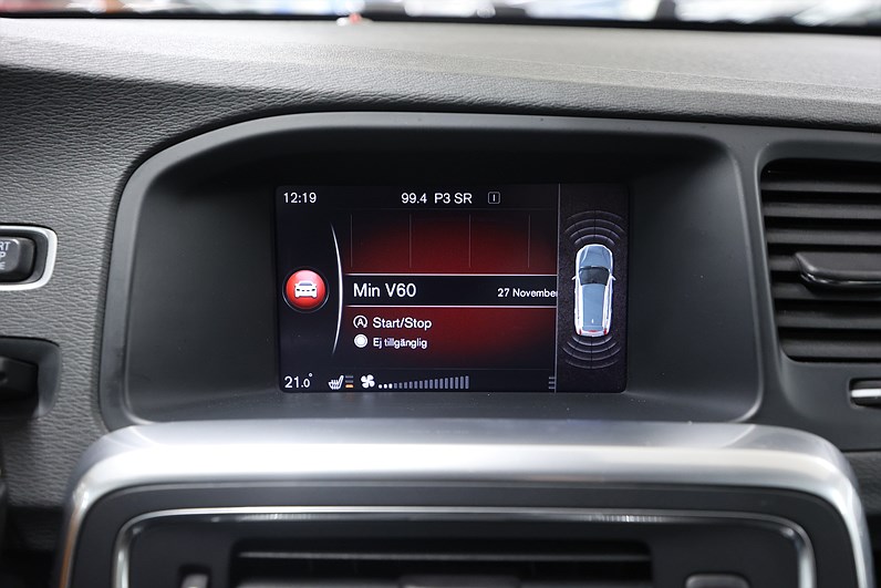 Volvo V60 D4 190hk *Hjulkampanj!* Momentum Värmare