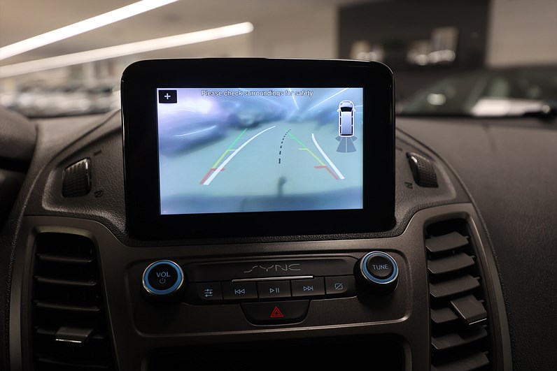 Ford Transit Connect 210 LWB 1.5 100hk V-inrett Drag Värmare