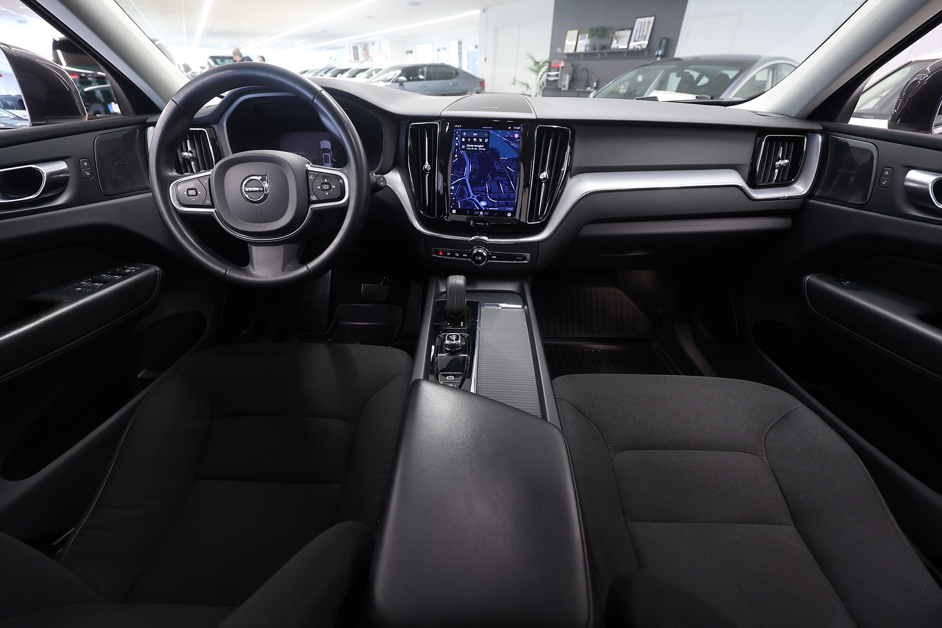 Volvo XC60 Recharge T6 AWD 340hk *Kampanj* Momentum 360° H/K Pano