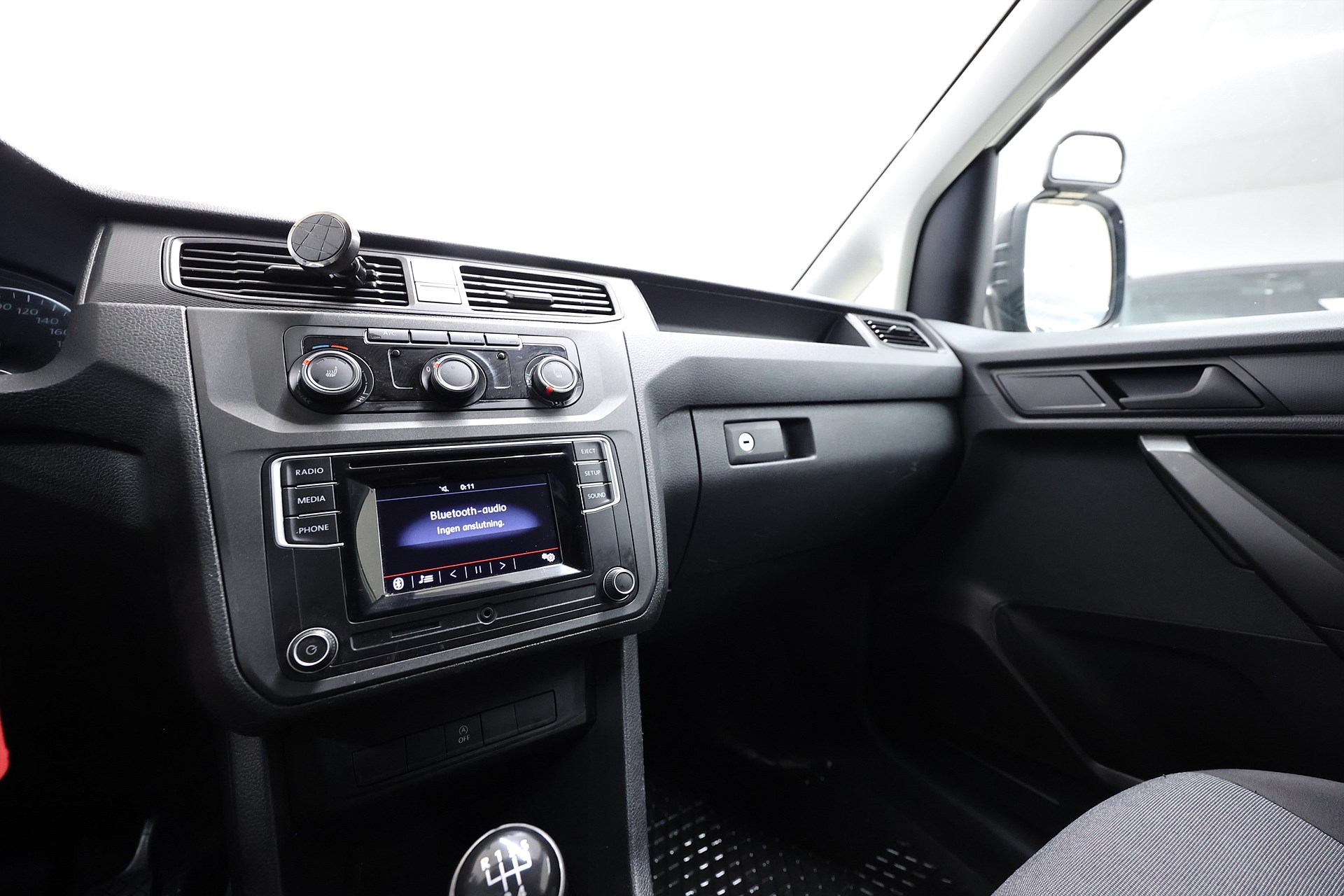 Volkswagen Caddy 2.0 TDI 102hk Drag V-inrett PDC Värmare MOMS
