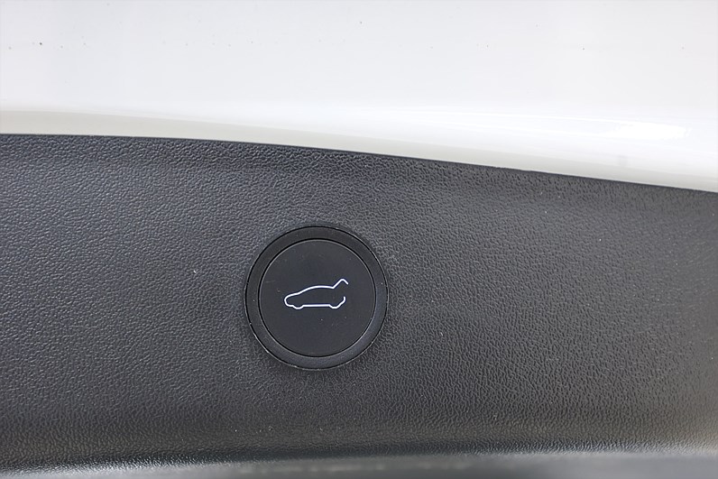 Tesla Model 3 Standard Range 283hk *Kampanj!* AP Pano Navi