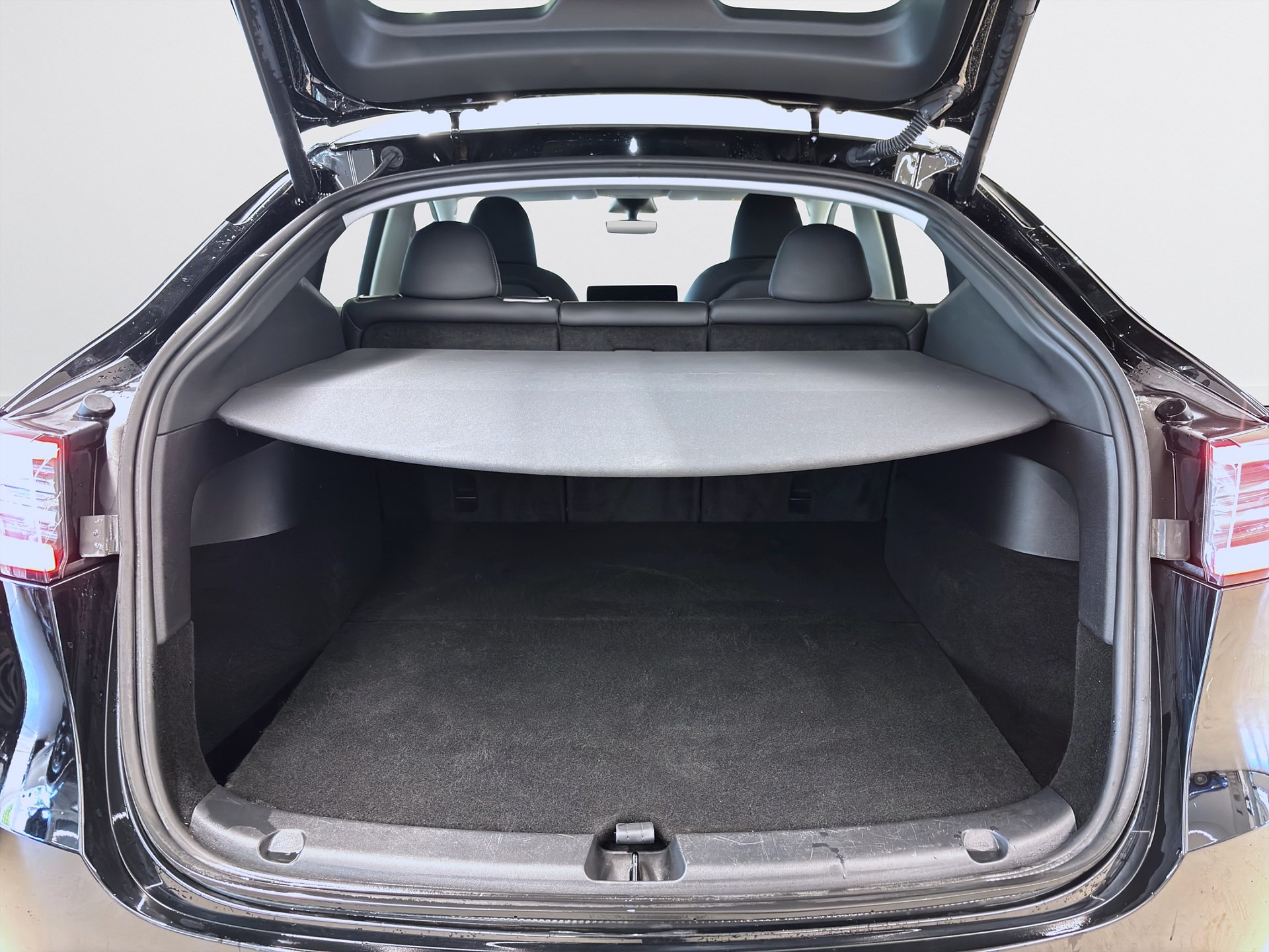 Tesla Model Y Standard Range 299hk Helg på Moberg! Pano B-Kamera