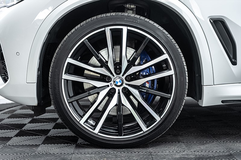 Bmw X5 – Bilcenter Syd 2019 - miniatyr 4