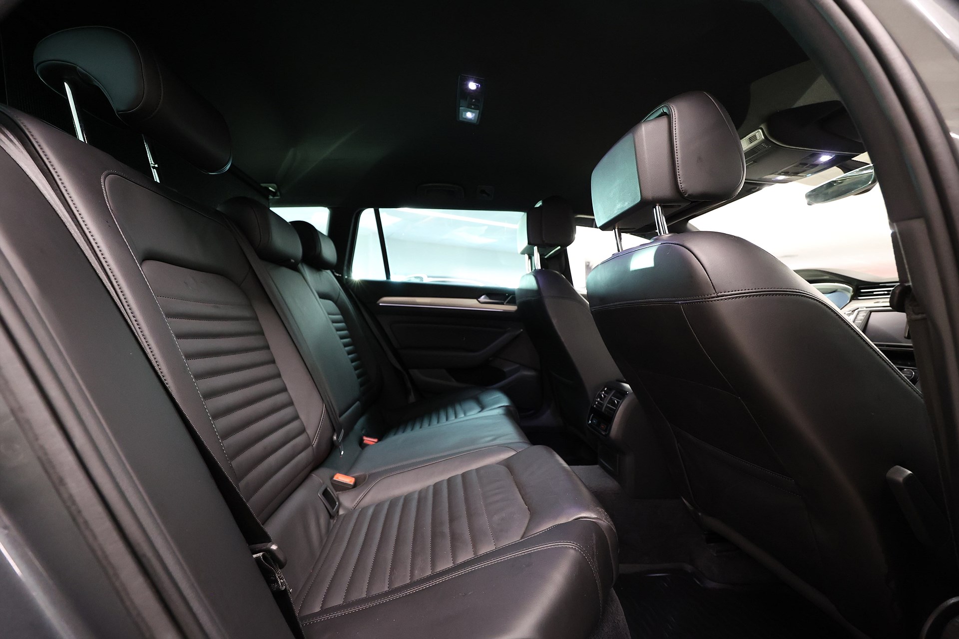 Volkswagen Passat Alltrack 2.0 TDI 4M Executive 360-kam Drag Värmare