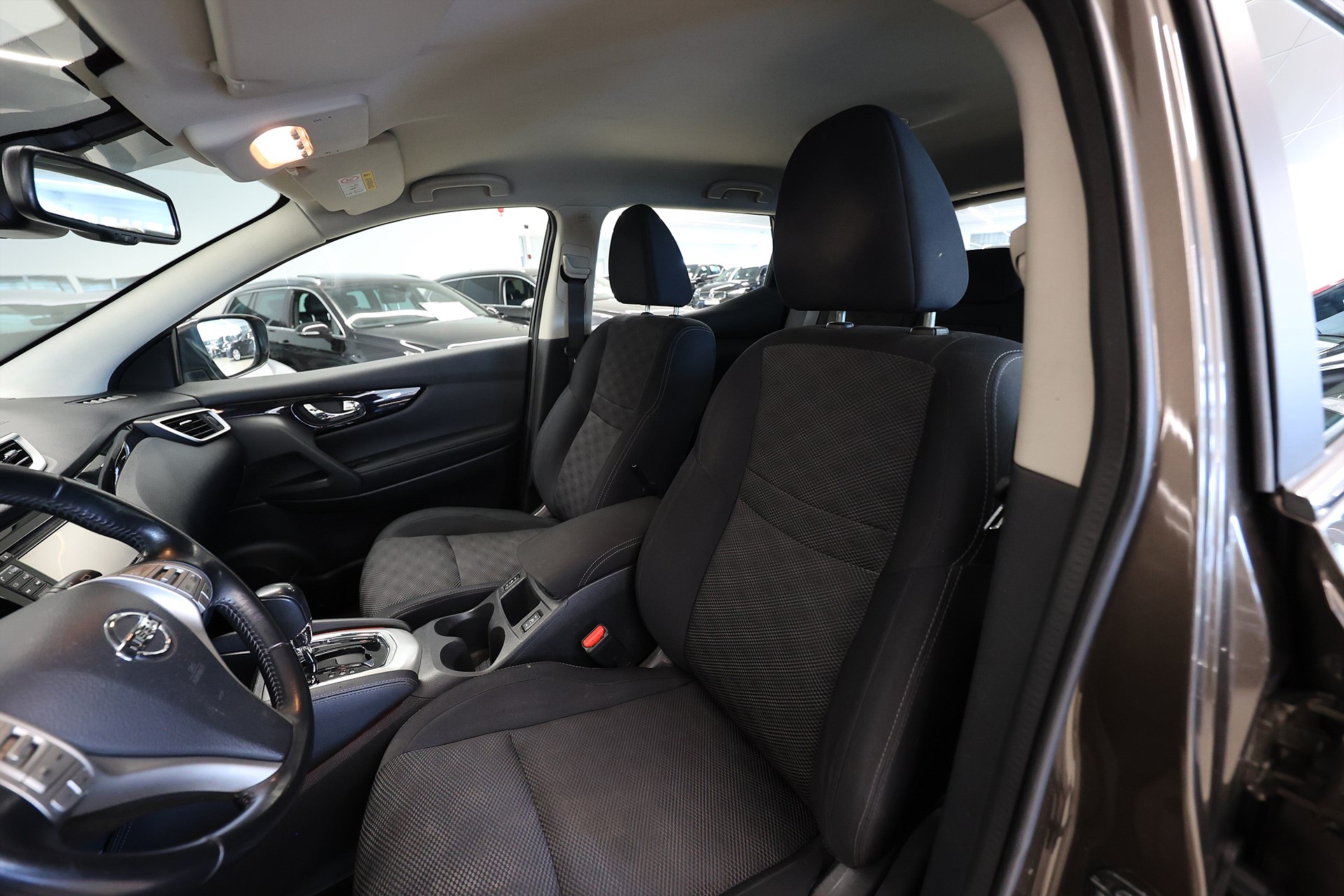 Nissan Qashaqi 1.6 DCI 130hk B-Kamera Bluetooth Navi Farthållare