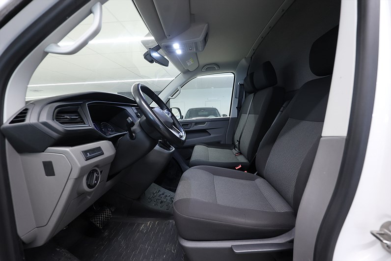Volkswagen Transporter T30 2.0 TDI 4M 150hk Comfort V-Inrett Värmare B-Kamera