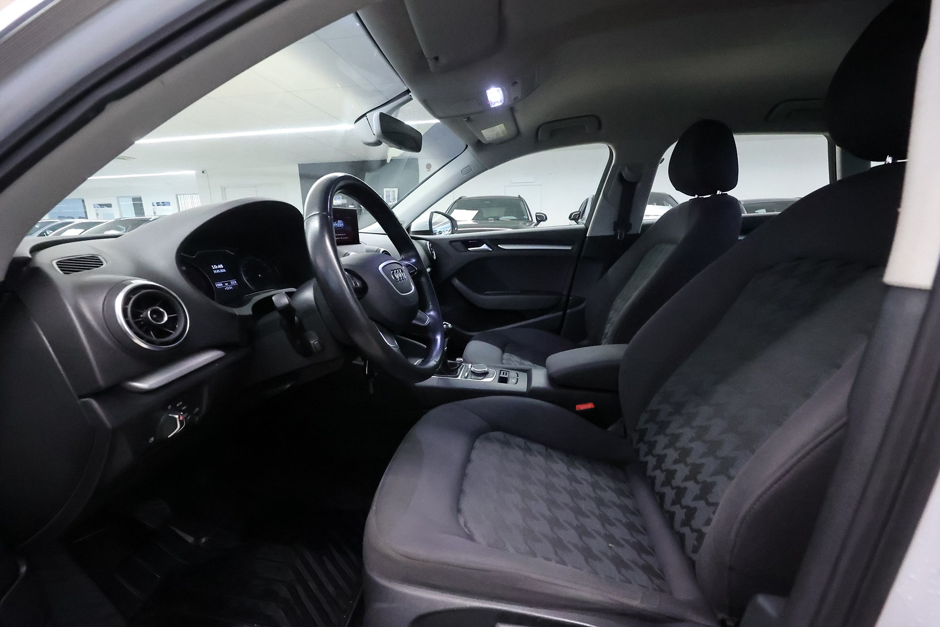 Audi A3 Sportback 1.2 TFSI 110hk Attraction Bluethooth PDC