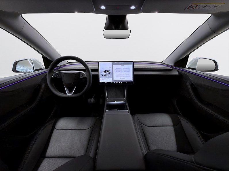 Tesla Model Y Long Range 514hk Helg på Moberg! Pano Läder B-Kamera
