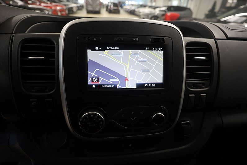 Nissan NV300 2.0 dCi 145hk L2 Drag Värmare B-kamera Navi