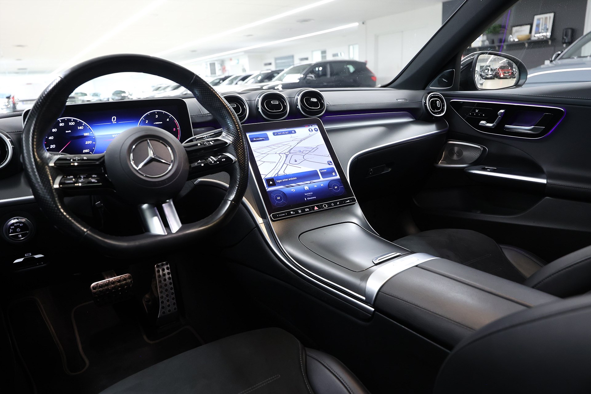 Mercedes-Benz C 220 T d 4M 200hk AMG Night Pano Burmester