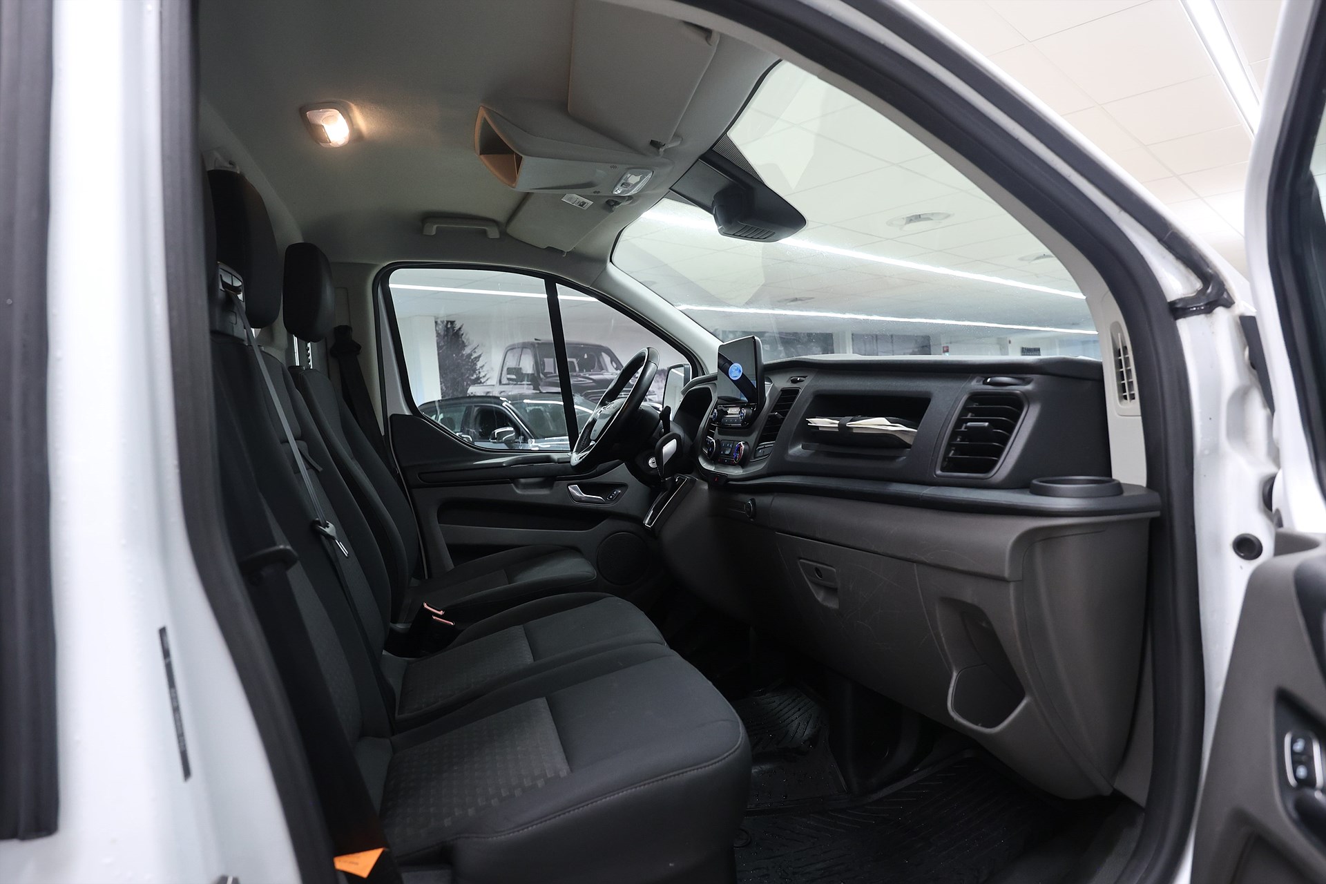 Ford Transit Custom 2.0 EcoBlue 130hk V-inrett Drag