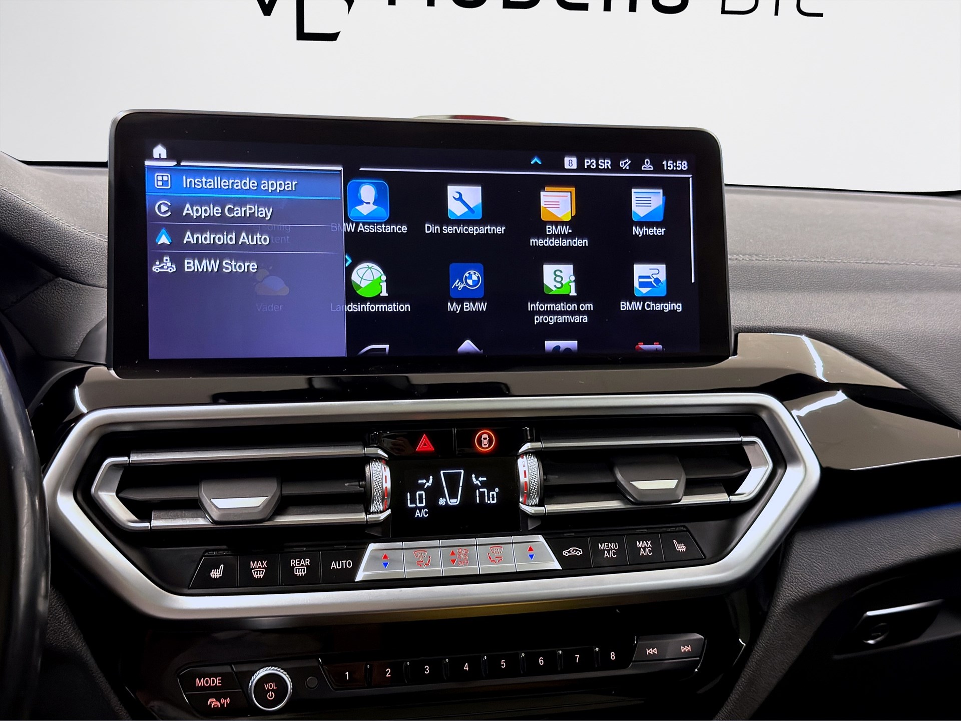 BMW iX3 286hk M Sport Charged Pano Navi Drag B-kamera