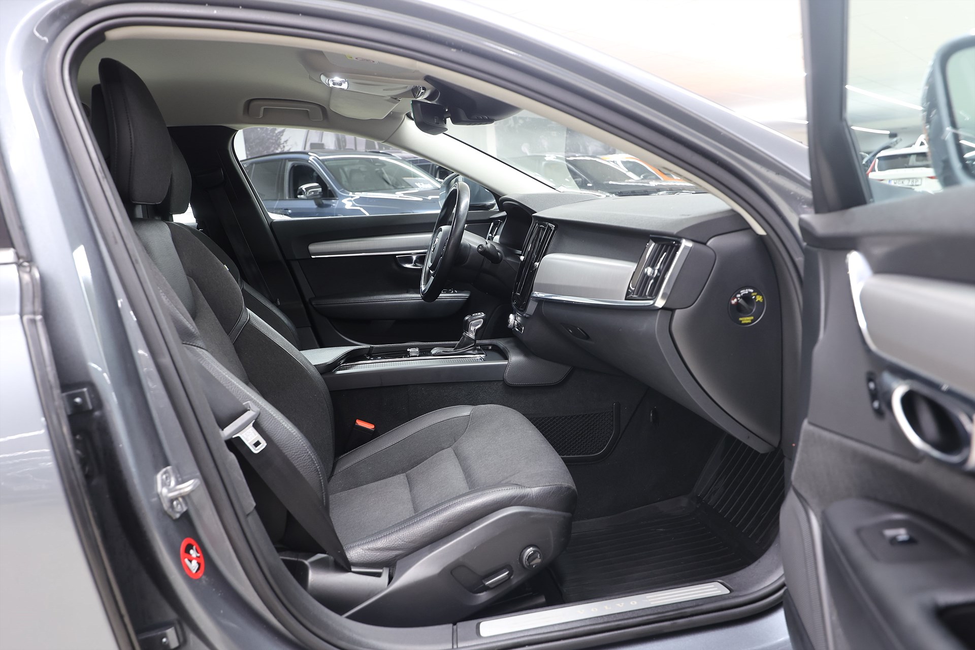 Volvo V90 D4 190hk Advanced Edt Drag Keyless VOC