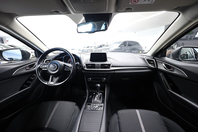 Mazda 3 2.2 DE 150hk Vision Plus HUD Navi B-kamera Keyless