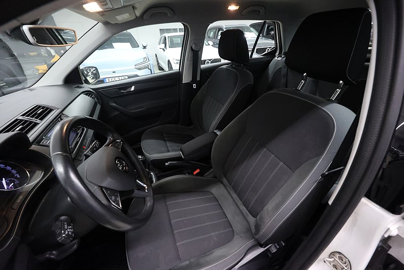 Škoda Fabia 1.0 TSI 95hk Style Carplay PDC