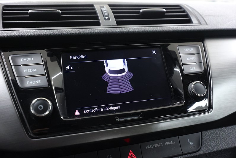 Škoda Fabia 1.0 TSI 95hk Style Carplay PDC