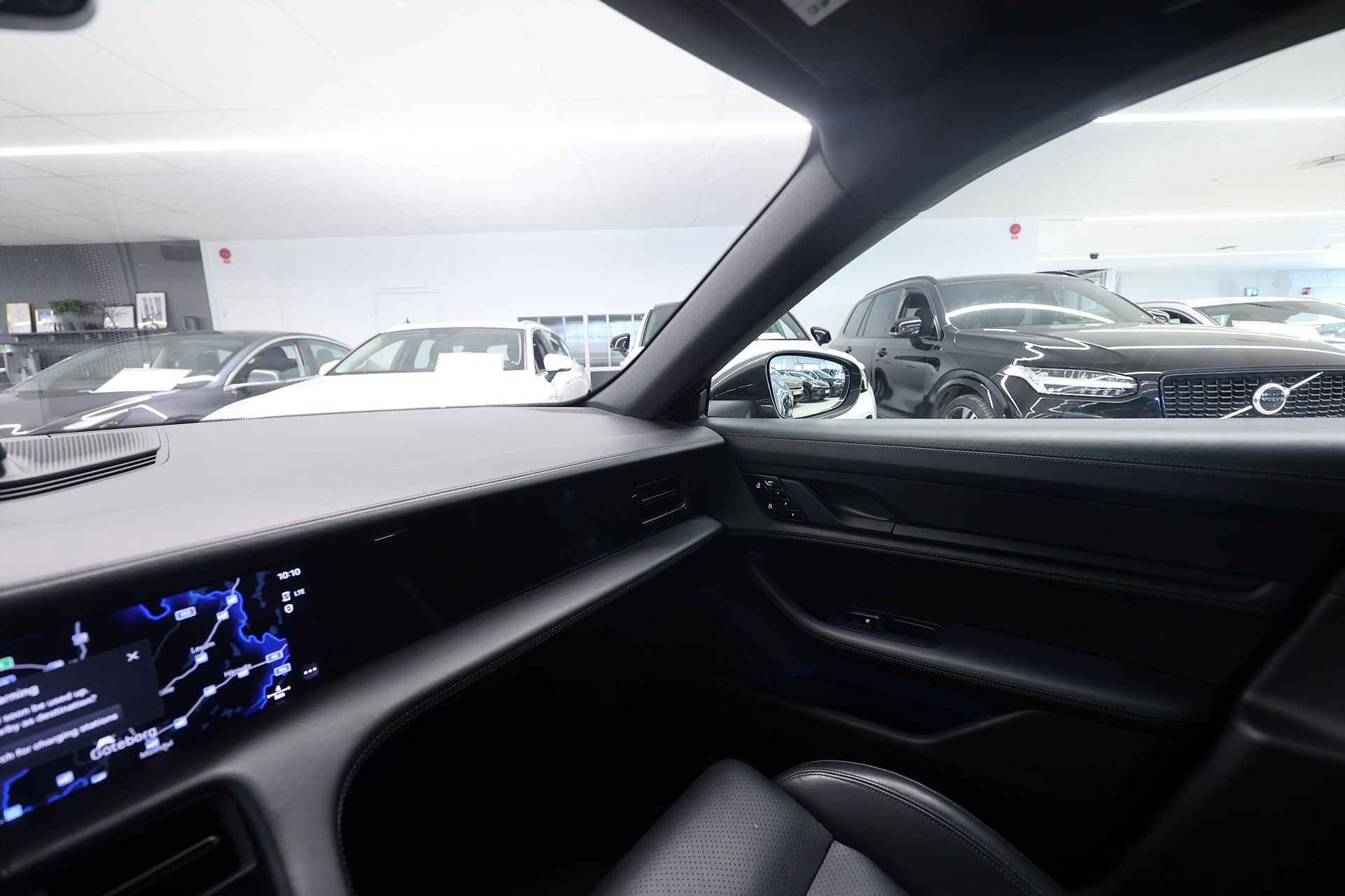 Porsche Taycan 4S Performance 571hk Chrono BOSE Pano