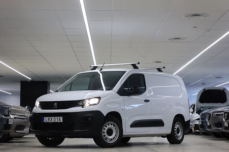 Peugeot e-Partner 136hk L2 V-inrett Drag Värmare Navi MOMS