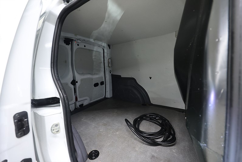 Renault Kangoo Z.E. Express 33 kWh PDC MOMS