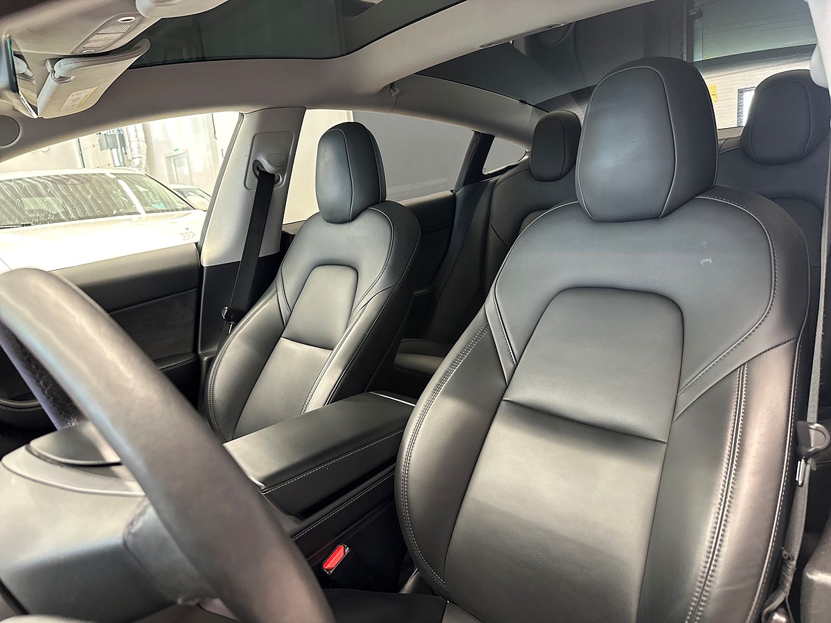 Tesla Model 3 – bild 14